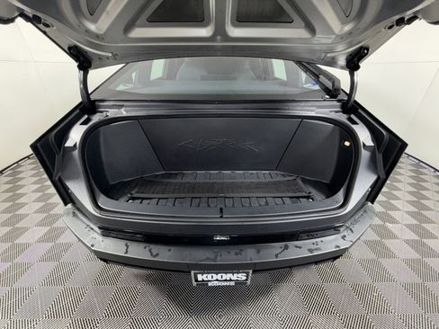 Used 2024 Tesla Cybertruck AWD Crew Cab image 28