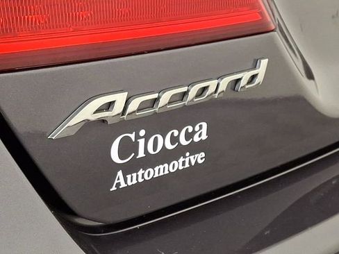 Used 2015 Honda Accord EX-L image 29
