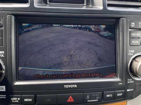 Used 2008 Toyota Highlander Limited AWD/4WD image 24