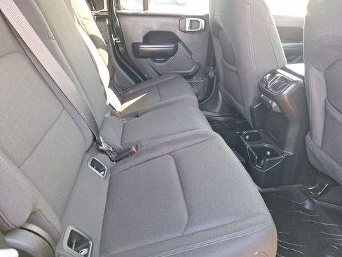 Used 2020 Jeep Gladiator Sport w/ Quick Order Package 24S image 33