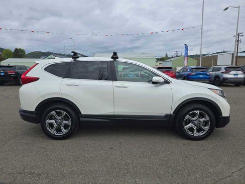 Used 2018 Honda CR-V EX image 6