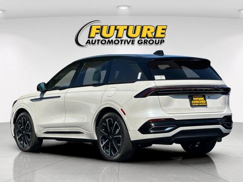 New 2026 Lincoln Nautilus Reserve AWD/4WD image 5