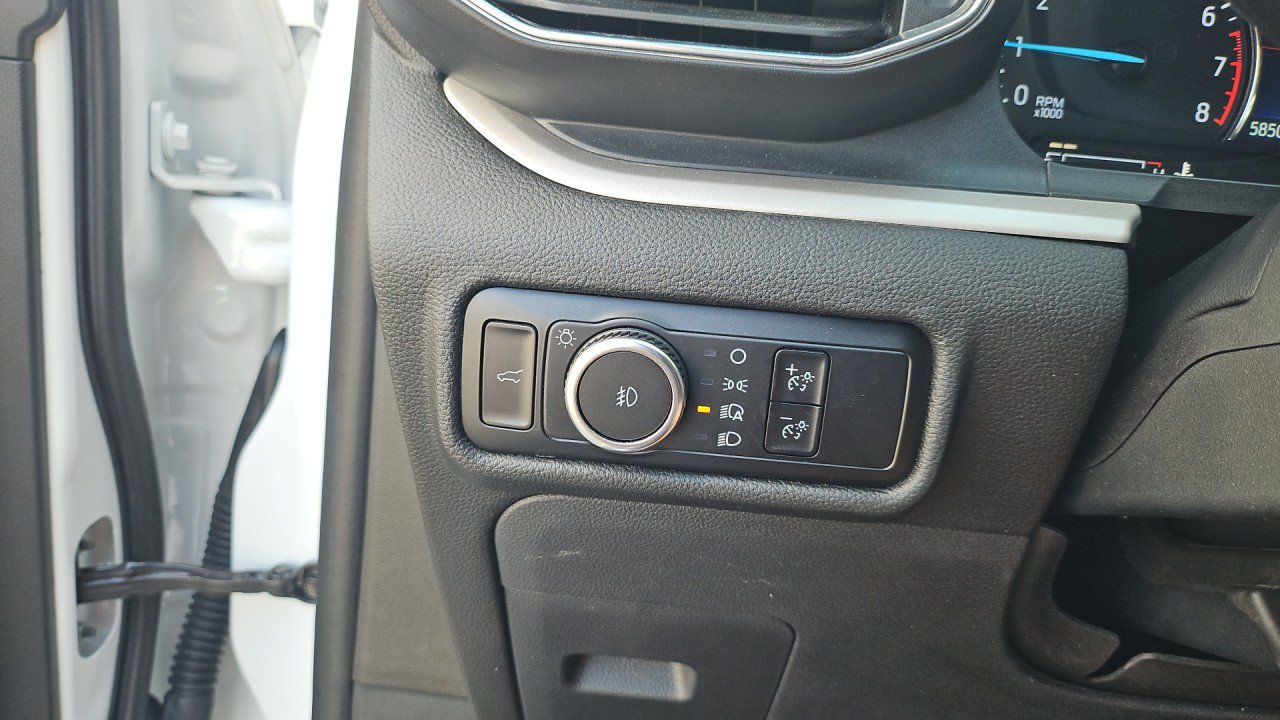 Used 2023 Ford Explorer XLT w/ Equipment Group 202A RWD image 18