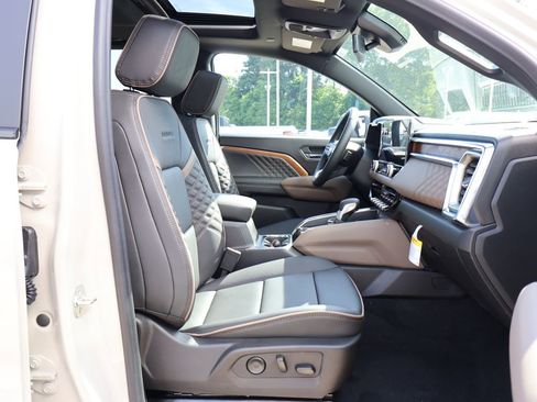 New 2026 GMC Canyon Denali AWD/4WD image 40