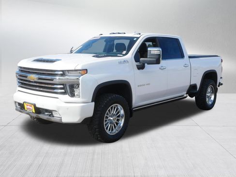 Used 2022 Chevrolet Silverado 3500 High Country w/ Z71 Off-Road Package AWD/4WD image 3