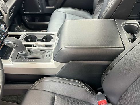 Used 2019 Ford F150 Lariat w/ Equipment Group 502A Luxury AWD/4WD image 23