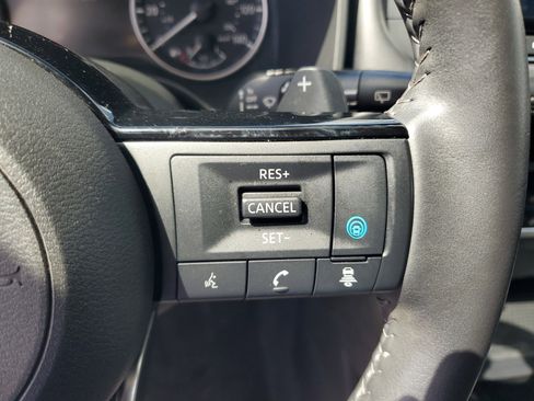 Certified 2023 Nissan Rogue SV w/ SV Premium B Package image 20