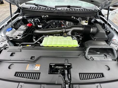 New 2026 Lincoln Navigator L Reserve AWD/4WD image 28