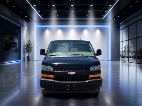 Used 2023 Chevrolet Express 3500 LS RWD image 5