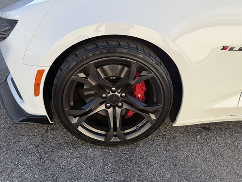 Used 2019 Chevrolet Camaro SS image 13