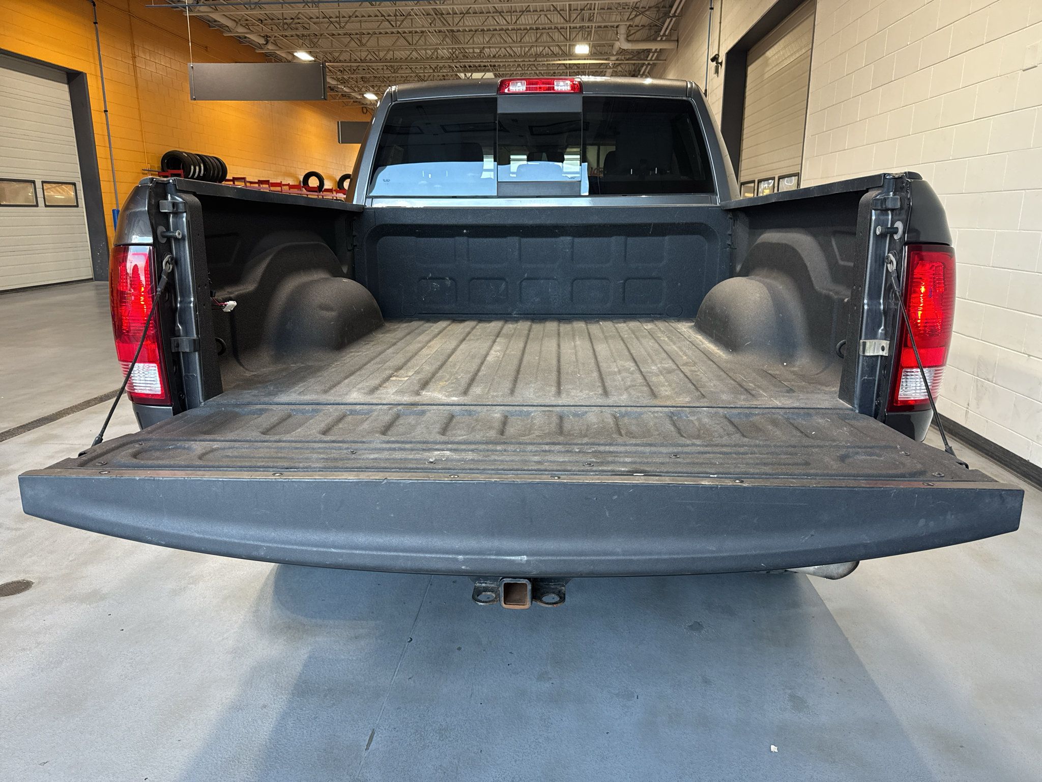 Used 2018 RAM 1500 Big Horn AWD/4WD image 19