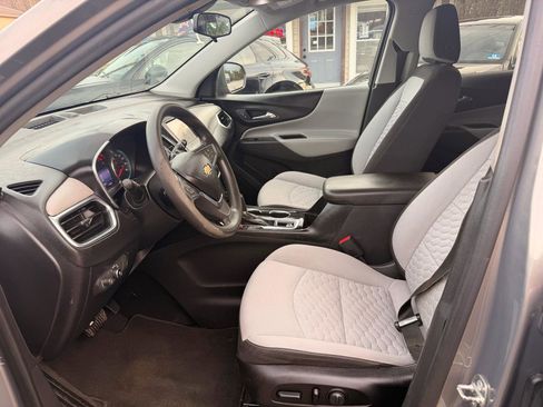 Used 2019 Chevrolet Equinox LT image 12