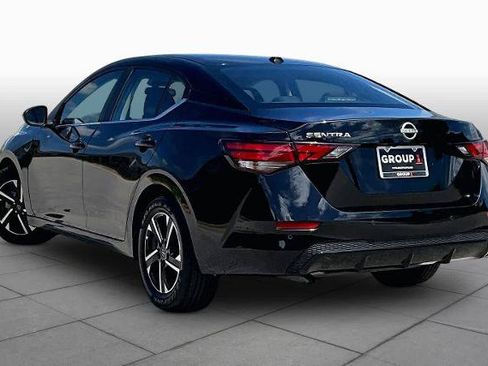 Certified 2025 Nissan Sentra SV FWD image 12