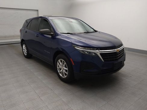 Used 2022 Chevrolet Equinox LS AWD/4WD image 13