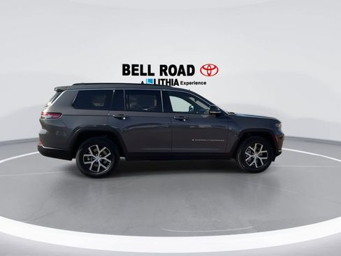 Used 2024 Jeep Grand Cherokee L Limited w/ Luxury Tech Group II image 9