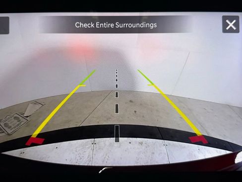 Certified 2023 Jeep Grand Cherokee Limited w/ Black Appearance Package image 20