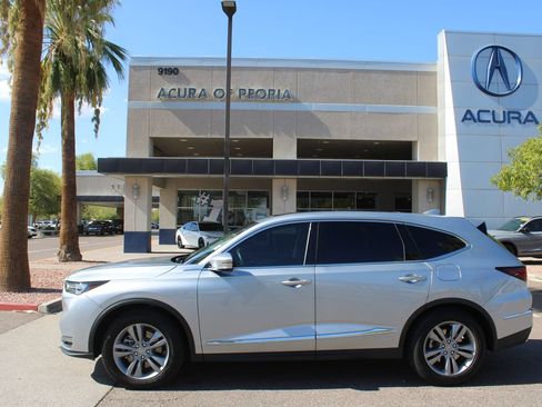Used 2026 Acura MDX FWD image 2