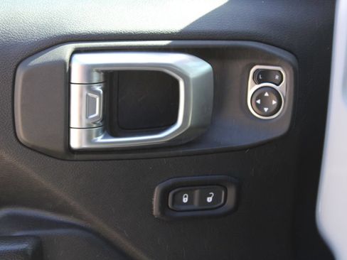 Used 2023 Jeep Wrangler Sport AWD/4WD image 27