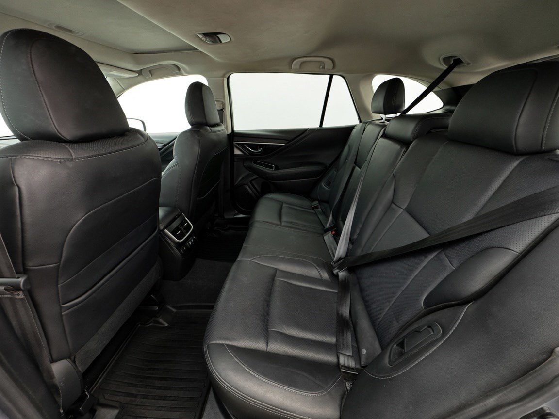 Used 2020 Subaru Outback Limited AWD/4WD image 16