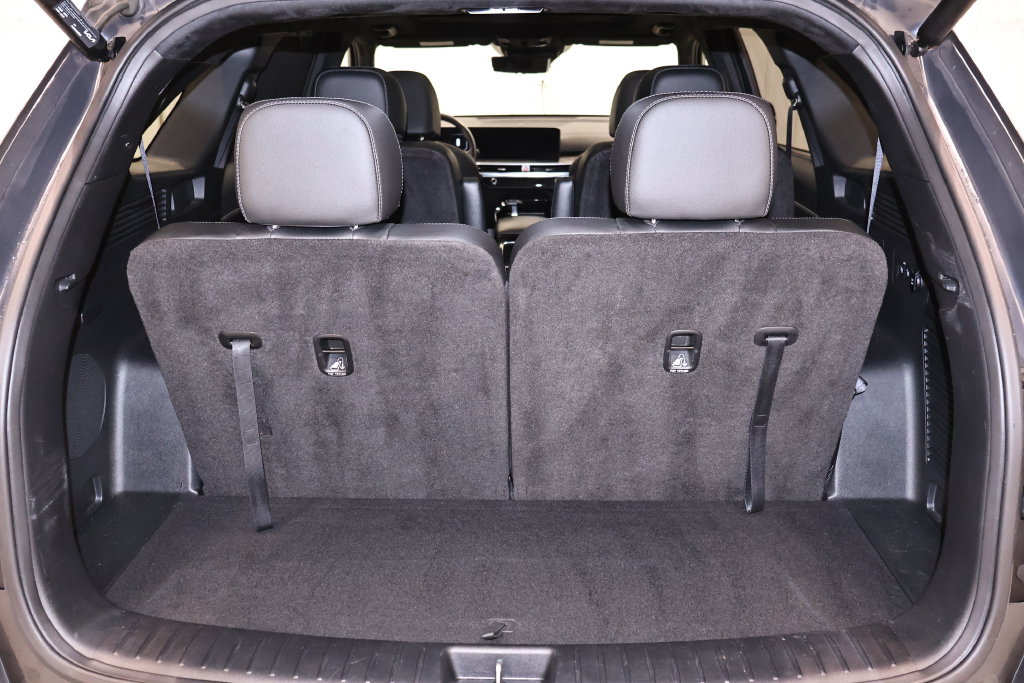 Used 2025 Kia Sorento SX Prestige AWD/4WD image 42