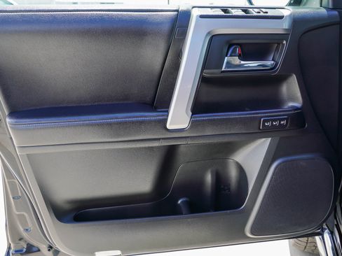 Certified 2022 Toyota 4Runner Limited AWD/4WD image 21