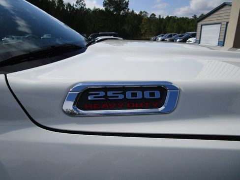 Used 2019 RAM 2500 Limited image 37