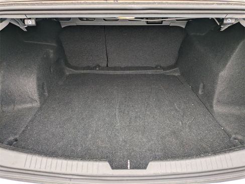 Used 2024 Chevrolet Malibu LT image 30