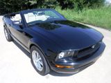 Used 2008 Ford Mustang Convertible image 3