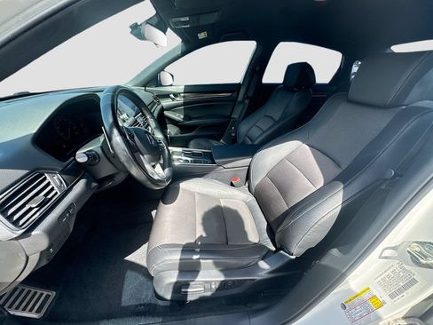 Used 2019 Honda Accord Sport image 20