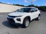 Used 2023 Chevrolet TrailBlazer LS image 2