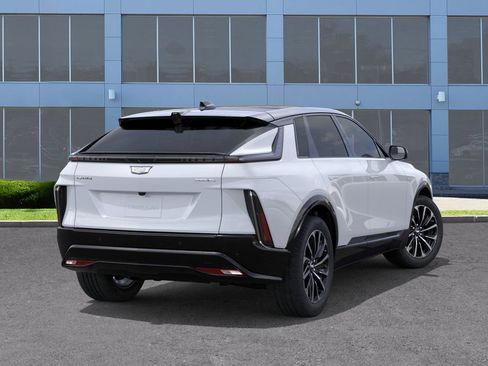 New 2026 Cadillac Lyriq Premium Sport image 4