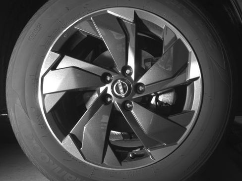 Used 2025 Nissan Rogue SV image 13