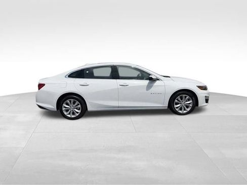 Used 2024 Chevrolet Malibu LT FWD image 8