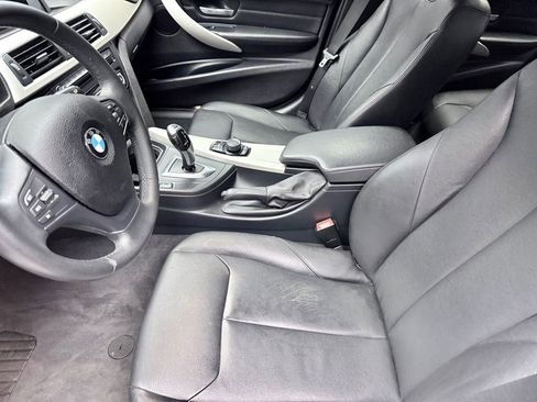Used 2015 BMW 320i xDrive Sedan AWD/4WD image 10