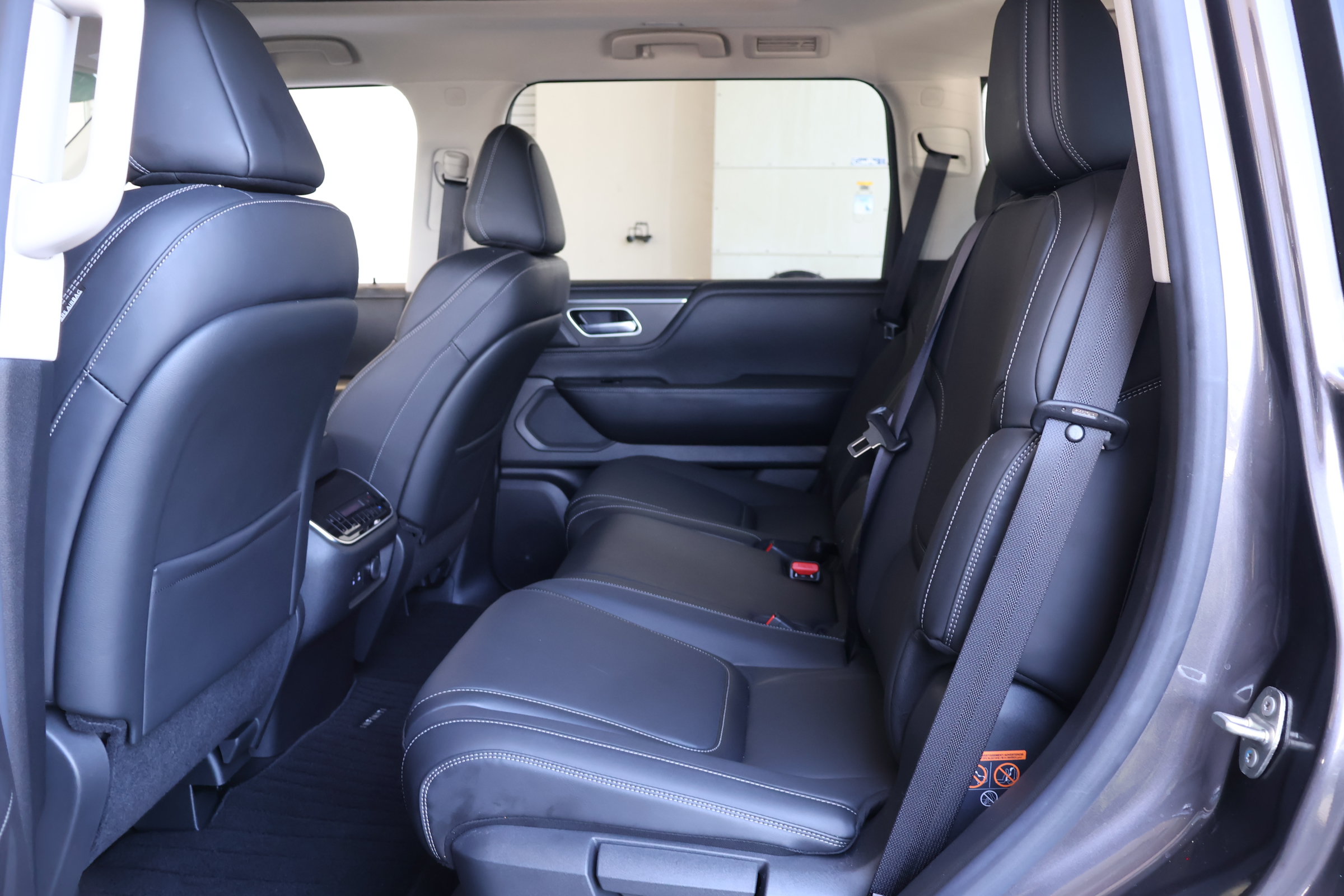 Certified 2025 INFINITI QX80 Pure RWD image 18