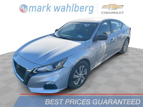 Used 2020 Nissan Altima 2.5 S image 1