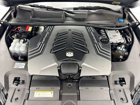 Used 2019 Lamborghini Urus AWD/4WD image 28