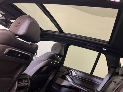 Certified 2024 BMW X5 sDrive40i w/ Premium Package image 32