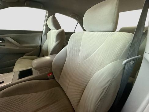 Used 2007 Toyota Camry LE FWD image 18