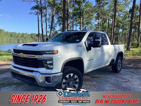 Used 2024 Chevrolet Silverado 2500 LT w/ All Star Edition image 1