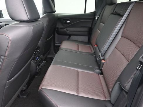 New 2026 Honda Ridgeline Black Edition image 19