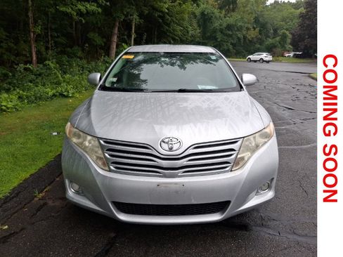 Used 2010 Toyota Venza FWD image 3