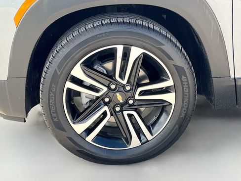 Used 2024 Chevrolet TrailBlazer LT w/ Convenience Package FWD image 29