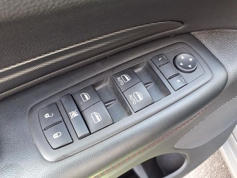 Used 2025 Dodge Durango GT AWD/4WD image 16