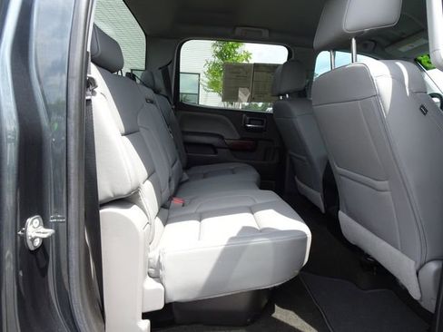 Used 2018 GMC Sierra 2500 SLT w/ Duramax Plus Package AWD/4WD image 19