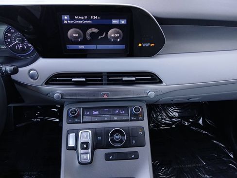 Used 2021 Hyundai Palisade SEL w/ Convenience Package FWD image 4