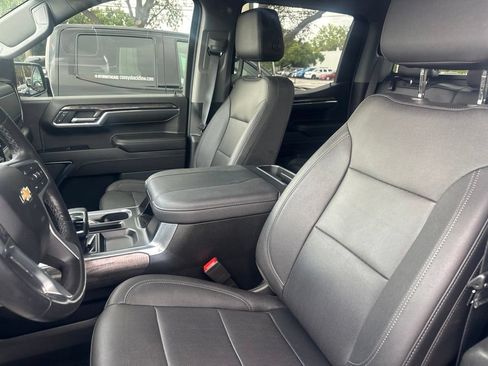 Used 2023 Chevrolet Silverado 1500 LTZ w/ Technology Package RWD image 7