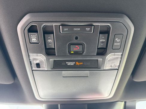 Used 2026 Toyota Tundra Platinum AWD/4WD image 25