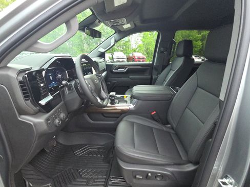 New 2026 Chevrolet Silverado 1500 RST AWD/4WD image 16