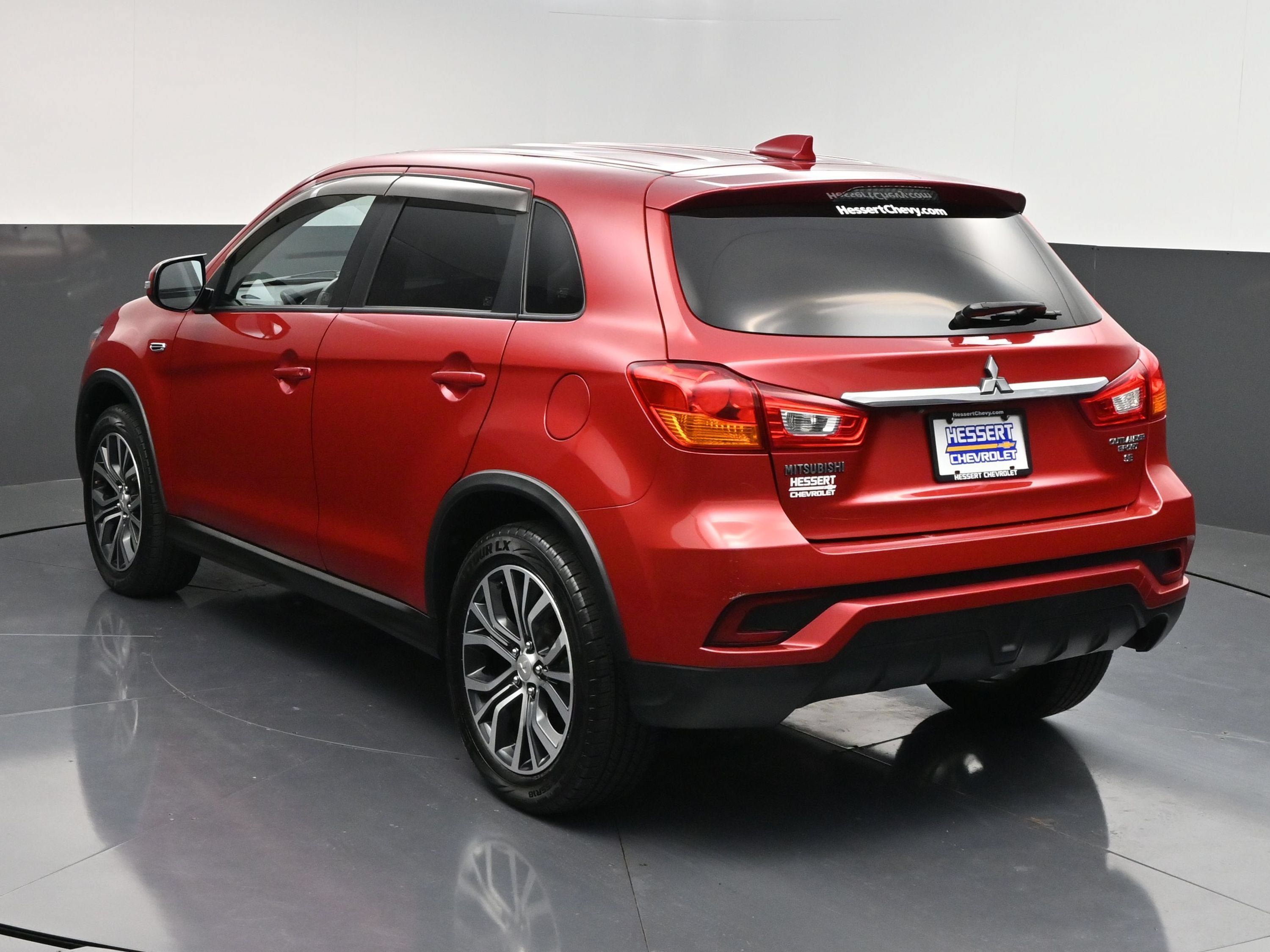 Used 2018 Mitsubishi Outlander Sport SE AWD/4WD image 6